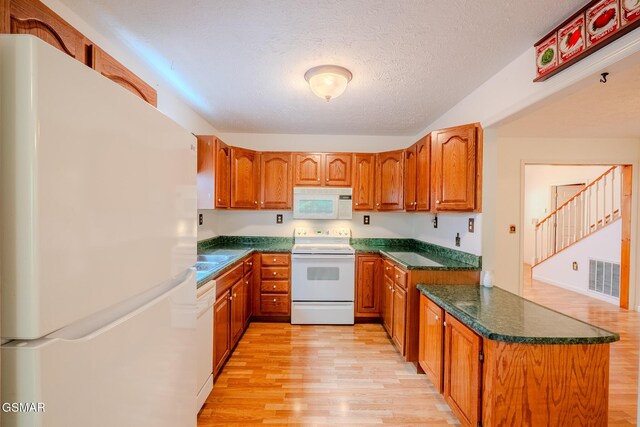 4802 Rhododendron Rd, Cosby, TN 37722 - photo 6