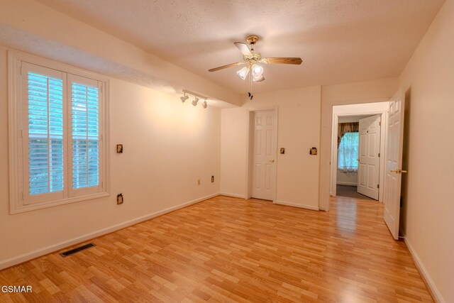 4802 Rhododendron Rd, Cosby, TN 37722 - photo 16