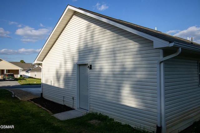 view of home's exterior