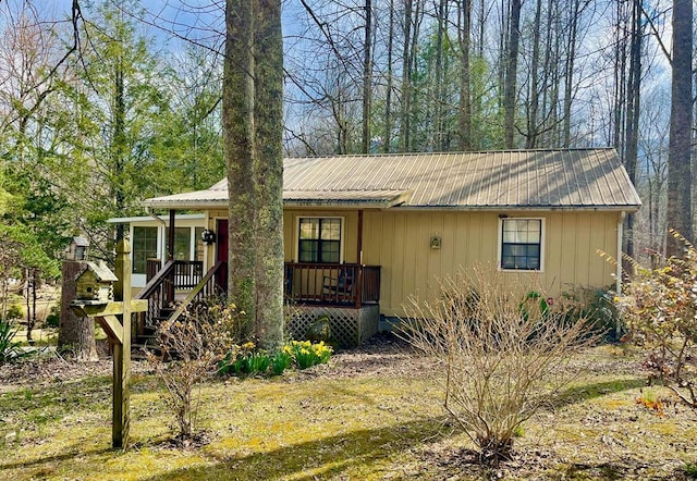 4955 Ledford Rd, Cosby, TN 37722 - view of front facade with covered porch and metal roof