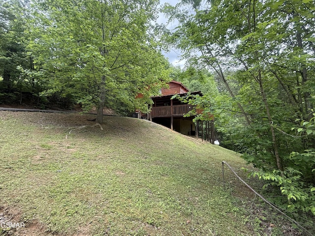 2575 Black Bear Ln, Sevierville, TN 37876 - view of yard with a deck