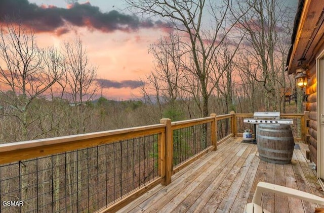 view of deck at dusk