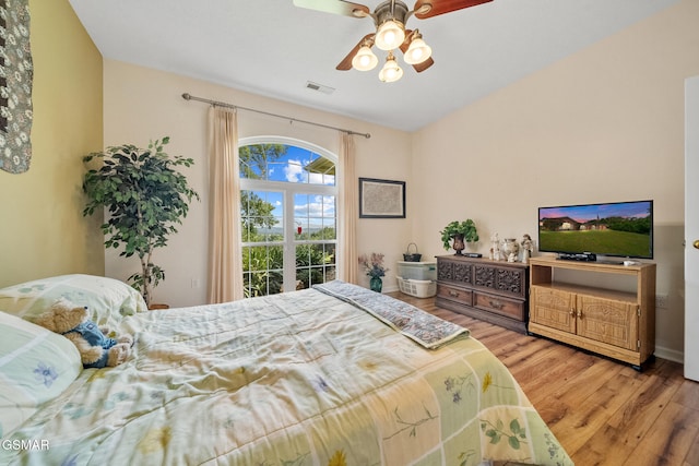 854 River Cliff Dr, Kodak, TN 37764 - bedroom featuring wood finished floors and a ceiling fan