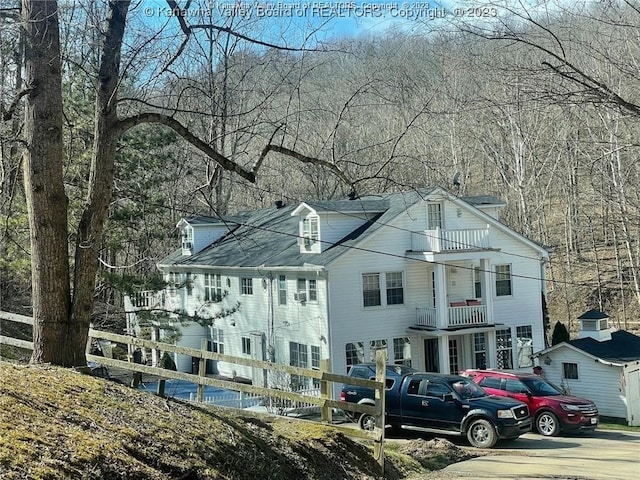 Listing photo 2 for 58 Lonesome Cedar Ln, Hurricane WV 25526