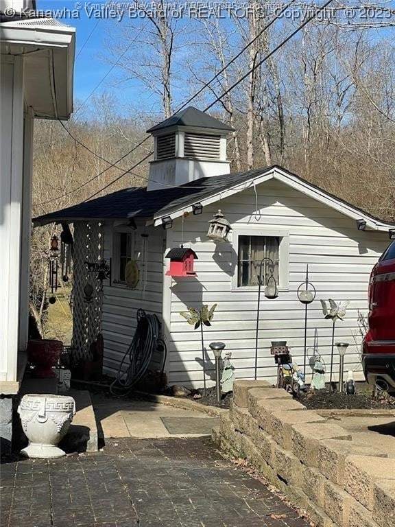 58 Lonesome Cedar Ln, Hurricane, WV 25526