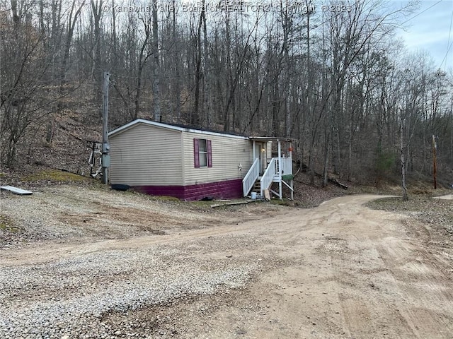 58 Lonesome Cedar Ln, Hurricane, WV 25526