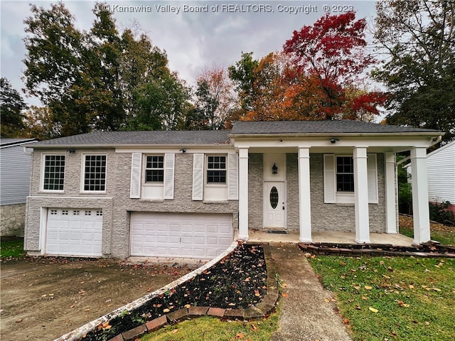 view of front of house featuring a garage