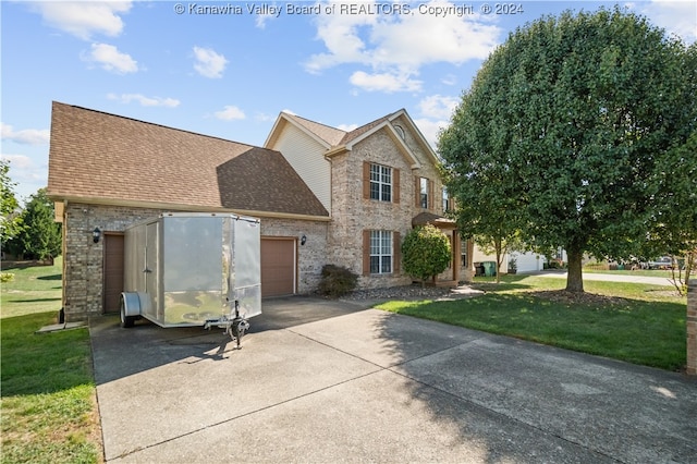 view of front of house featuring a front yard