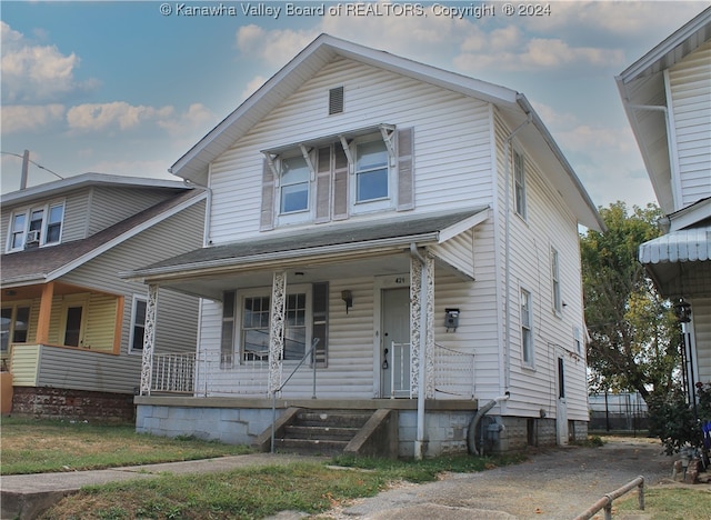 view of front of house with a porch