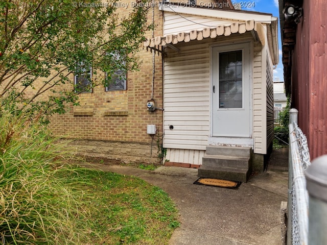 view of property entrance