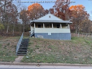 view of property exterior