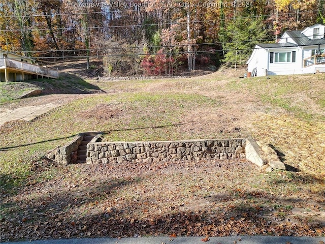 105 Lakeshore Dr, Cross Lanes, WV 25313