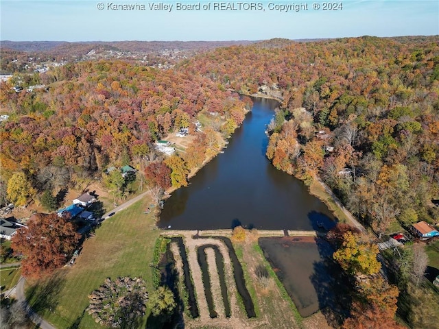 105 Lakeshore Dr, Cross Lanes, WV 25313