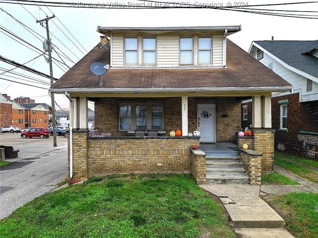 view of front of home featuring a porch