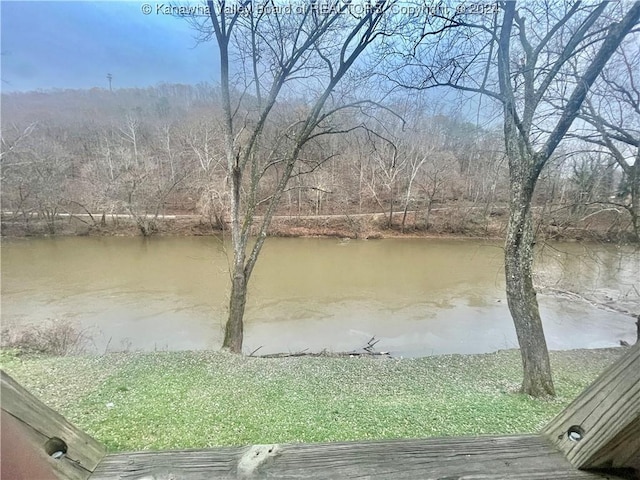 710 Hemlock Dr, Elkview, WV 25071 - photo 13