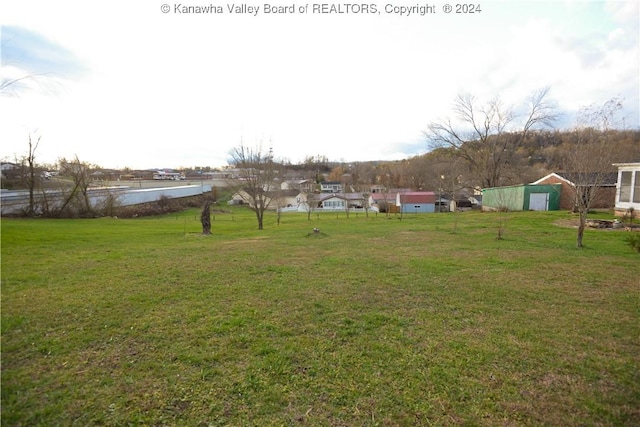 view of yard with a water view