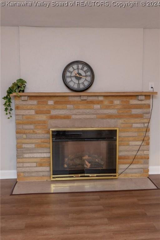 interior details with hardwood / wood-style flooring