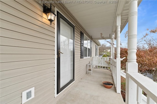 view of patio featuring covered porch