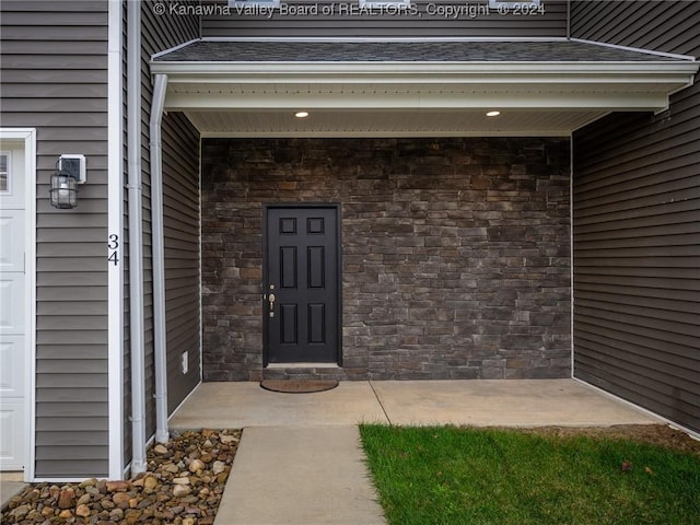 view of entrance to property