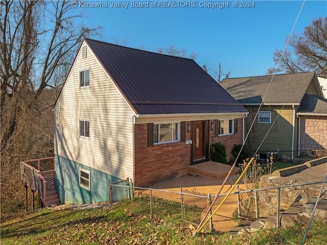 view of front of house