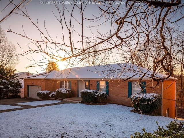 view of front of house with a garage