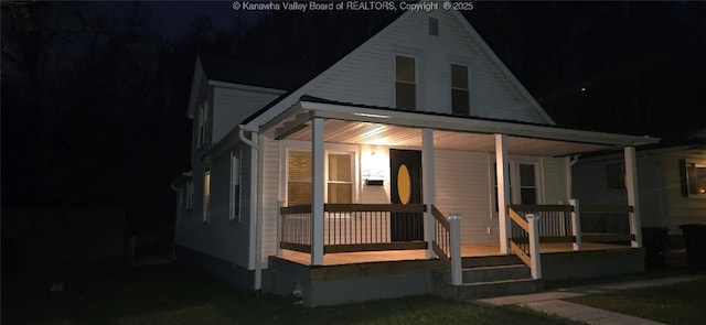 view of front of home featuring covered porch