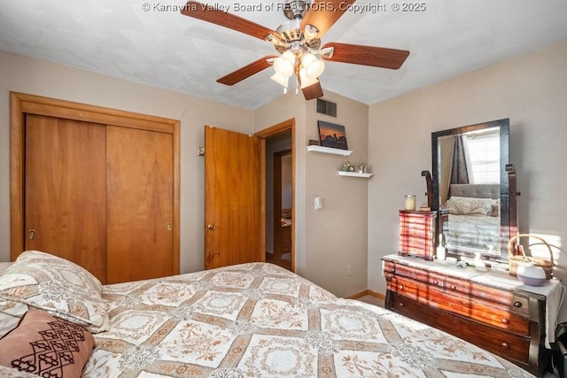 bedroom featuring a closet and ceiling fan