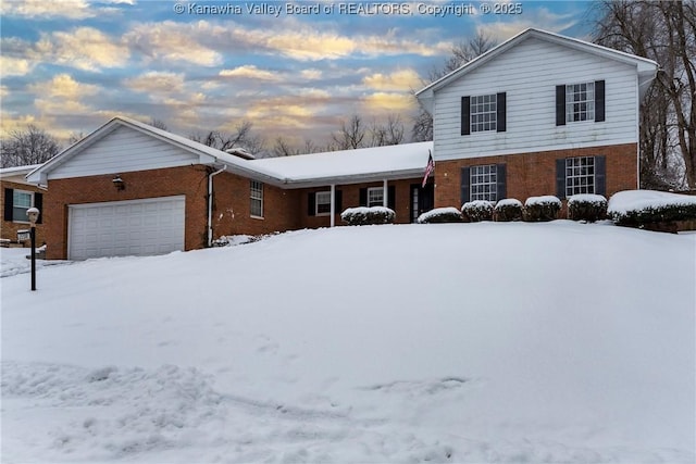 view of front of property featuring a garage