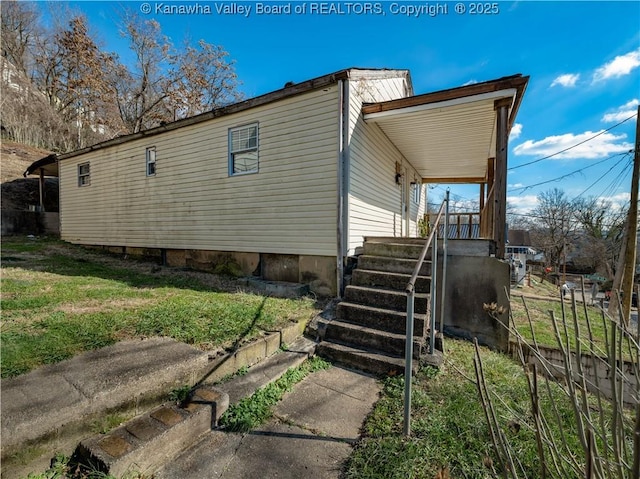 view of side of property