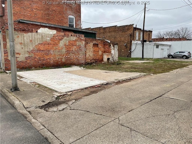 217 Walnut St, Ravenswood, WV 26164 - photo 2