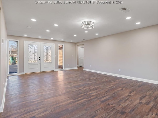 empty room featuring dark hardwood / wood-style floors