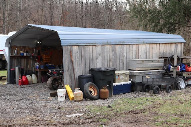 view of outdoor structure