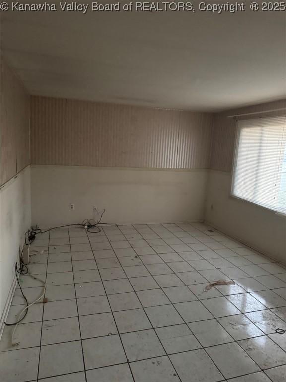 view of tiled empty room