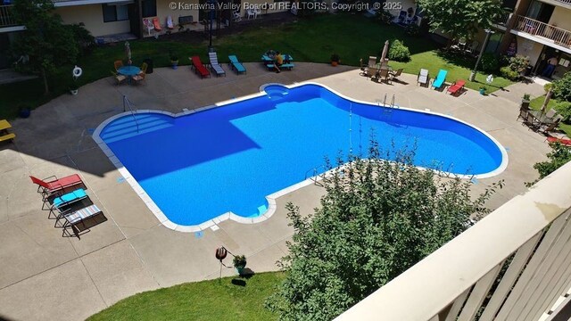 2106 Kanawha Blvd E Unit 601, Charleston, WV 25311 - pool featuring a patio