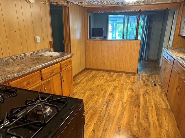 631 Doddson Fork Rd, Spurlockville, WV 25565 - photo 32