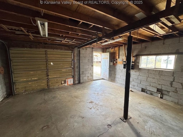 2509 Adams Ave, Huntington, WV 25704 - garage with concrete block wall