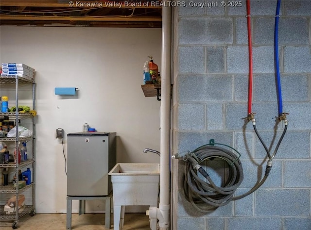 356 Latigo Pt, Milton, WV 25541 - laundry area featuring hookup for a washing machine