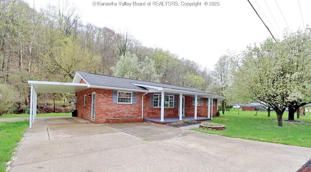 415 Midway Rd, Alum Creek, WV 25003 - photo 1