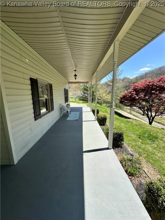1079 Garrett Fork Rd, Chapmanville, WV 25508 - photo 4
