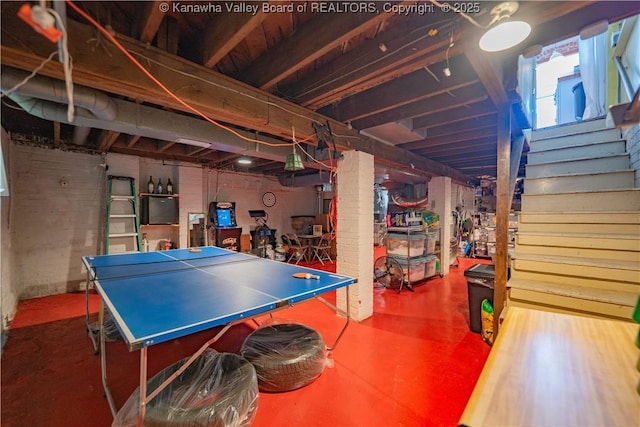 12 Arlington Ct, Charleston, WV 25301 - rec room with concrete floors