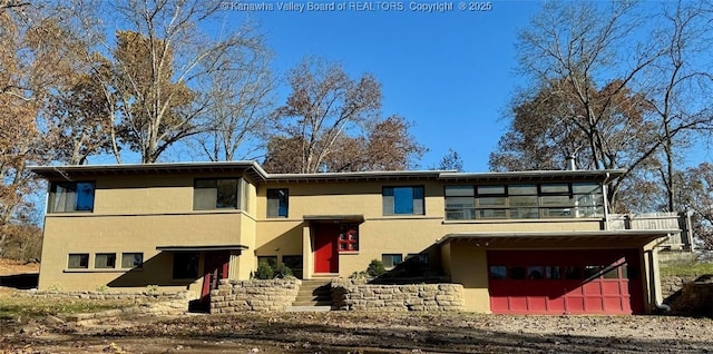 5218 Walnut Valley Dr, Charleston, WV 25313 - view of front of property with stucco siding