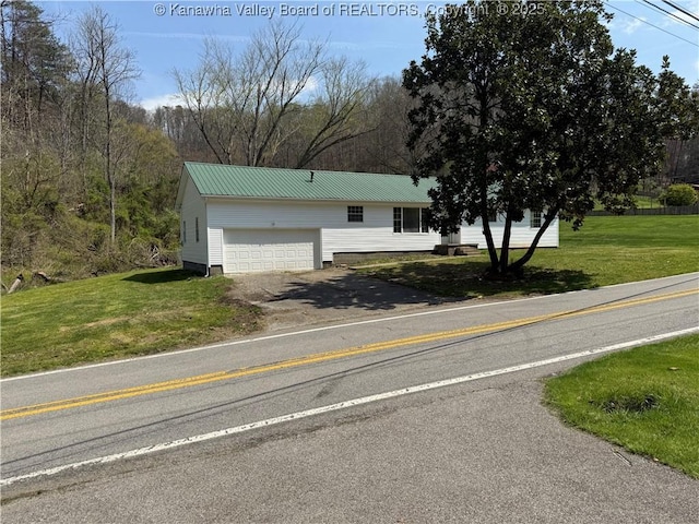 1651 Glenwood Rd, Milton, WV 25541 - view of front of property featuring driveway, metal roof, and a front yard