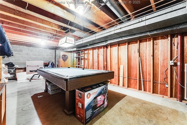 playroom featuring concrete flooring and billiards