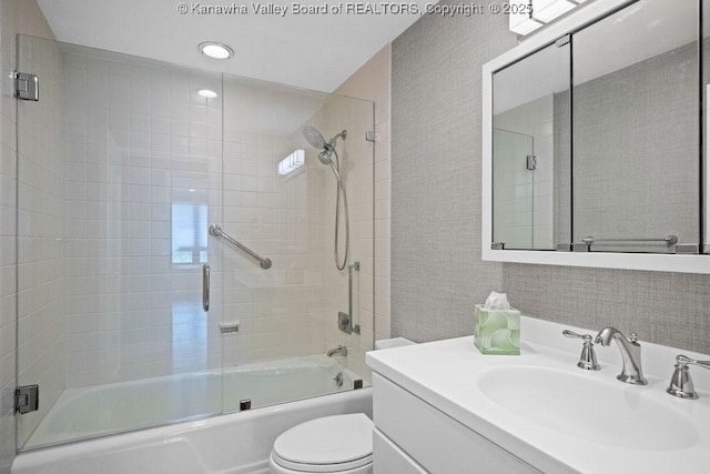 1578 Kanawha Blvd Unit 7C, Charleston, WV 25311 - full bath featuring combined bath / shower with glass door, toilet, vanity, and recessed lighting