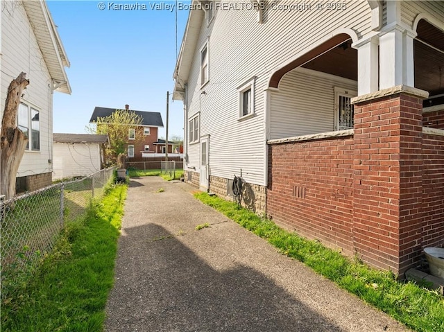 54 Hunt Ave, Charleston, WV 25302 - view of side of home featuring fence