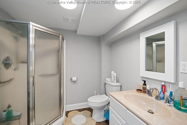 901 Evanwood Rd, Charleston, WV 25314 - full bathroom featuring a shower stall, vanity, and toilet