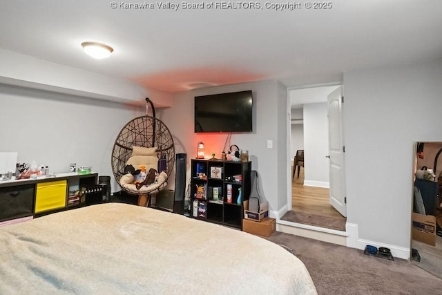 901 Evanwood Rd, Charleston, WV 25314 - carpeted bedroom with baseboards