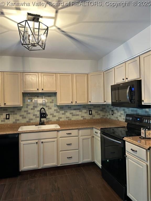 303 Hunters Ridge Rd, Charleston, WV 25314 - photo 4