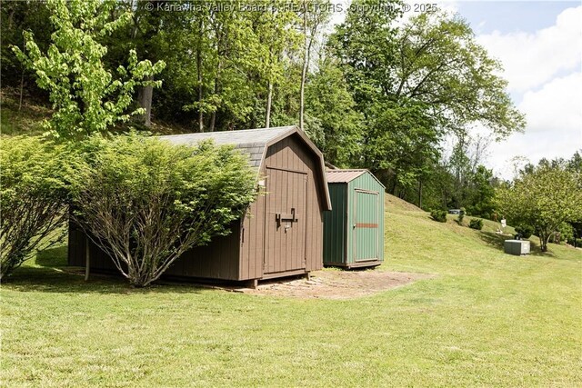 2804 Hash Ridge Rd, Barboursville, WV 25504 - view of shed
