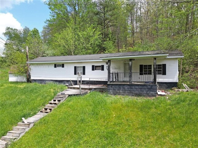 1006 Cow Creek Rd, Hurricane, WV 25526